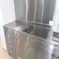 Fabricação de caixa em aço inox sob medida para bares, restaurantes, lanchonete e confeitaria