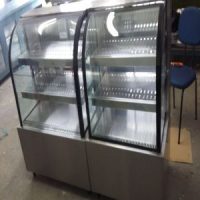 Fabricação de vitrine em aço inox sob medida para bares, restaurantes, lanchonete e confeitaria 7